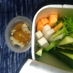 野菜スティック　味噌マヨディップ